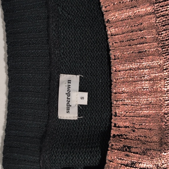 superdown Shiny Rose Off-the-Shoulder Sweater - Picture 8 of 9